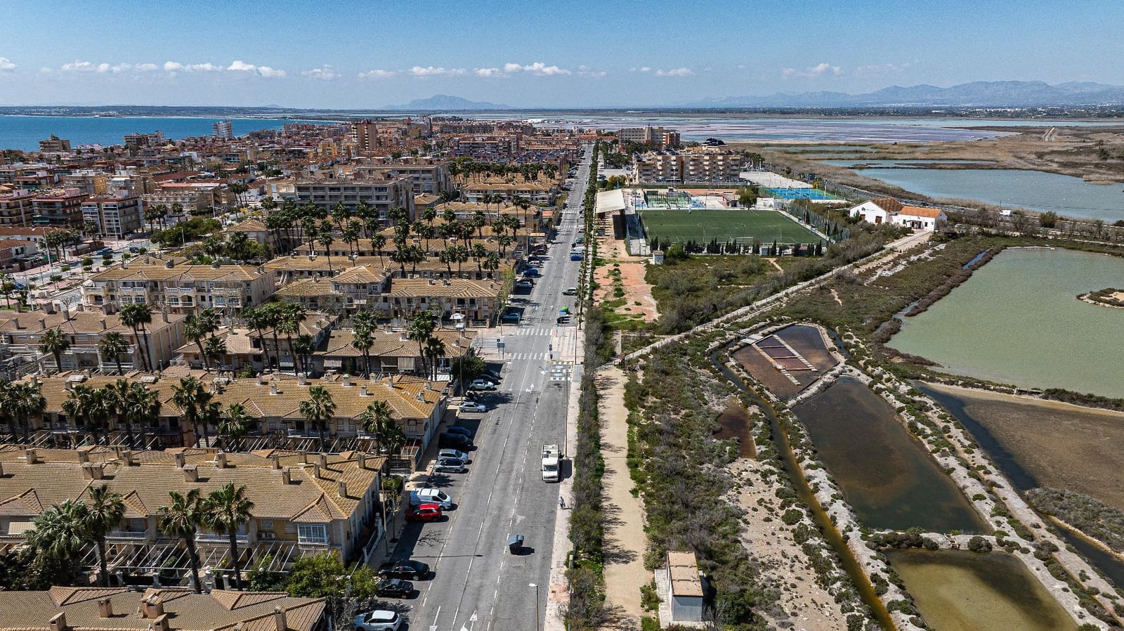 1 bedroom Bungalow for sale in Santa Pola - € 135,000 (Ref: 9714881)