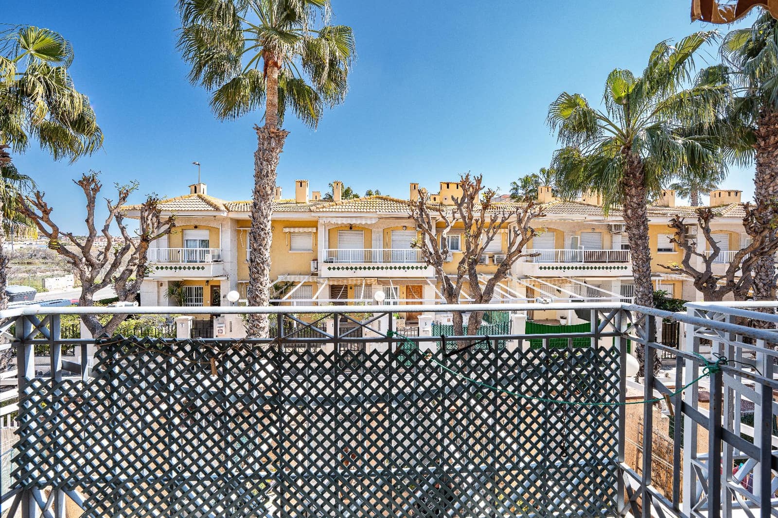 1 bedroom Bungalow for sale in Santa Pola - € 135,000 (Ref: 9714881)