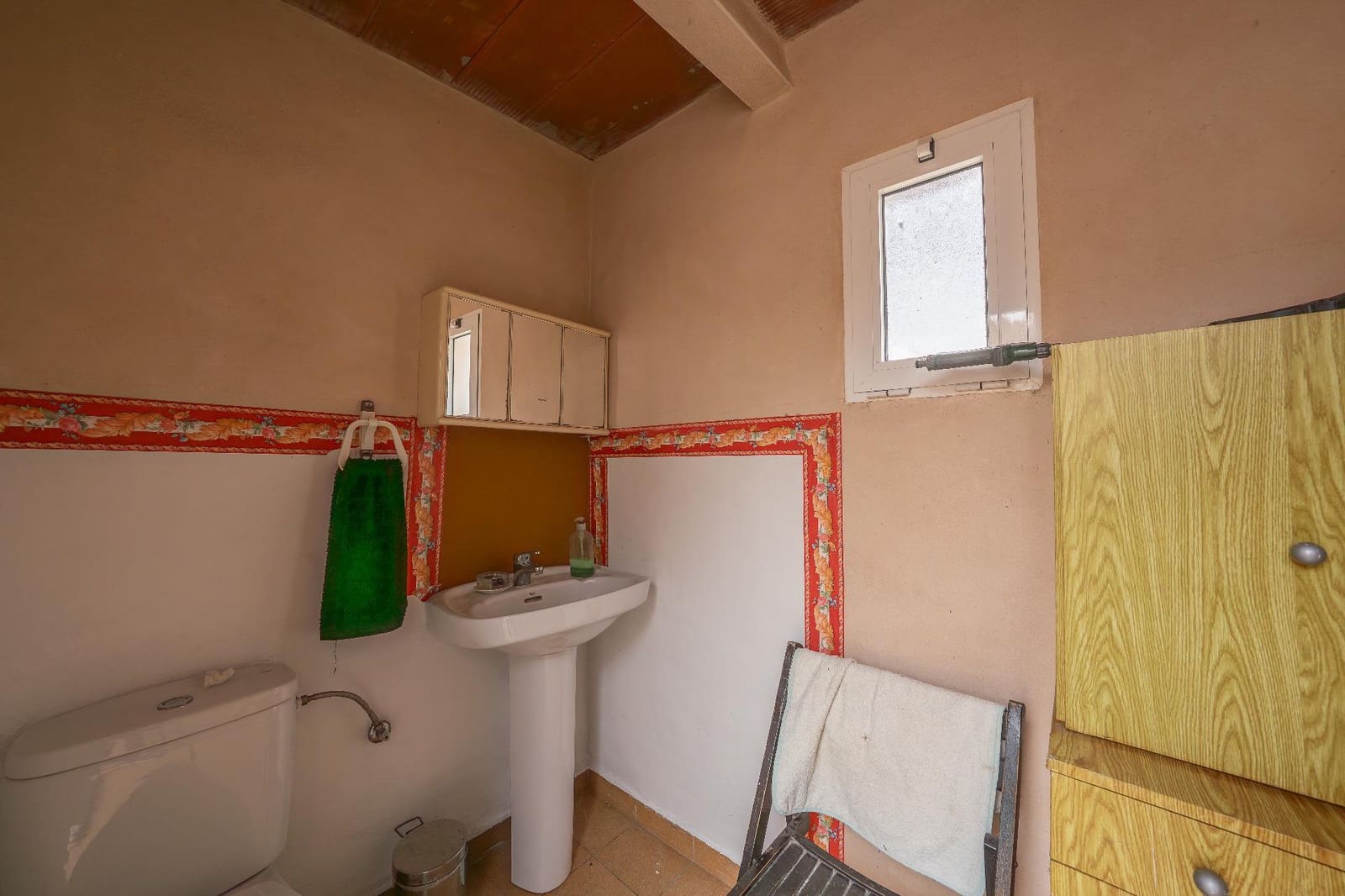 2 bedroom Finca/Country House for sale in Onil with pool garage - € 320,000 (Ref: 9714882)