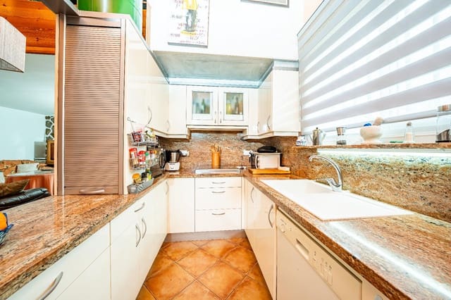 2 bedroom Finca/Country House for sale in Onil with pool garage - € 320,000 (Ref: 9714882)