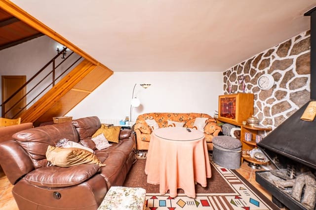 2 bedroom Finca/Country House for sale in Onil with pool garage - € 320,000 (Ref: 9714882)