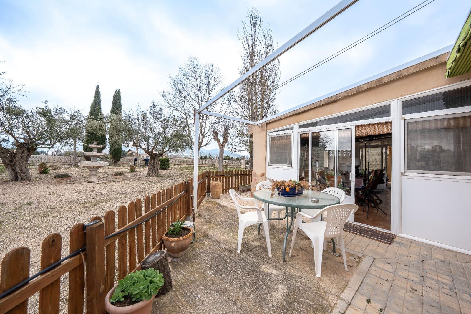 2 bedroom Finca/Country House for sale in Onil with pool garage - € 320,000 (Ref: 9714882)