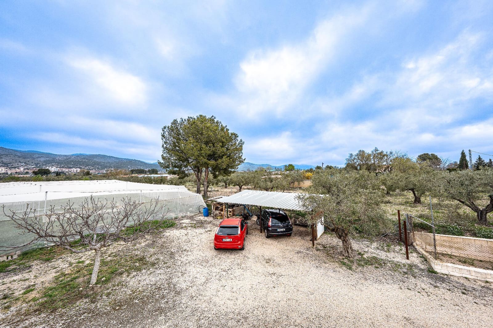 2 bedroom Finca/Country House for sale in Onil with pool garage - € 320,000 (Ref: 9714882)