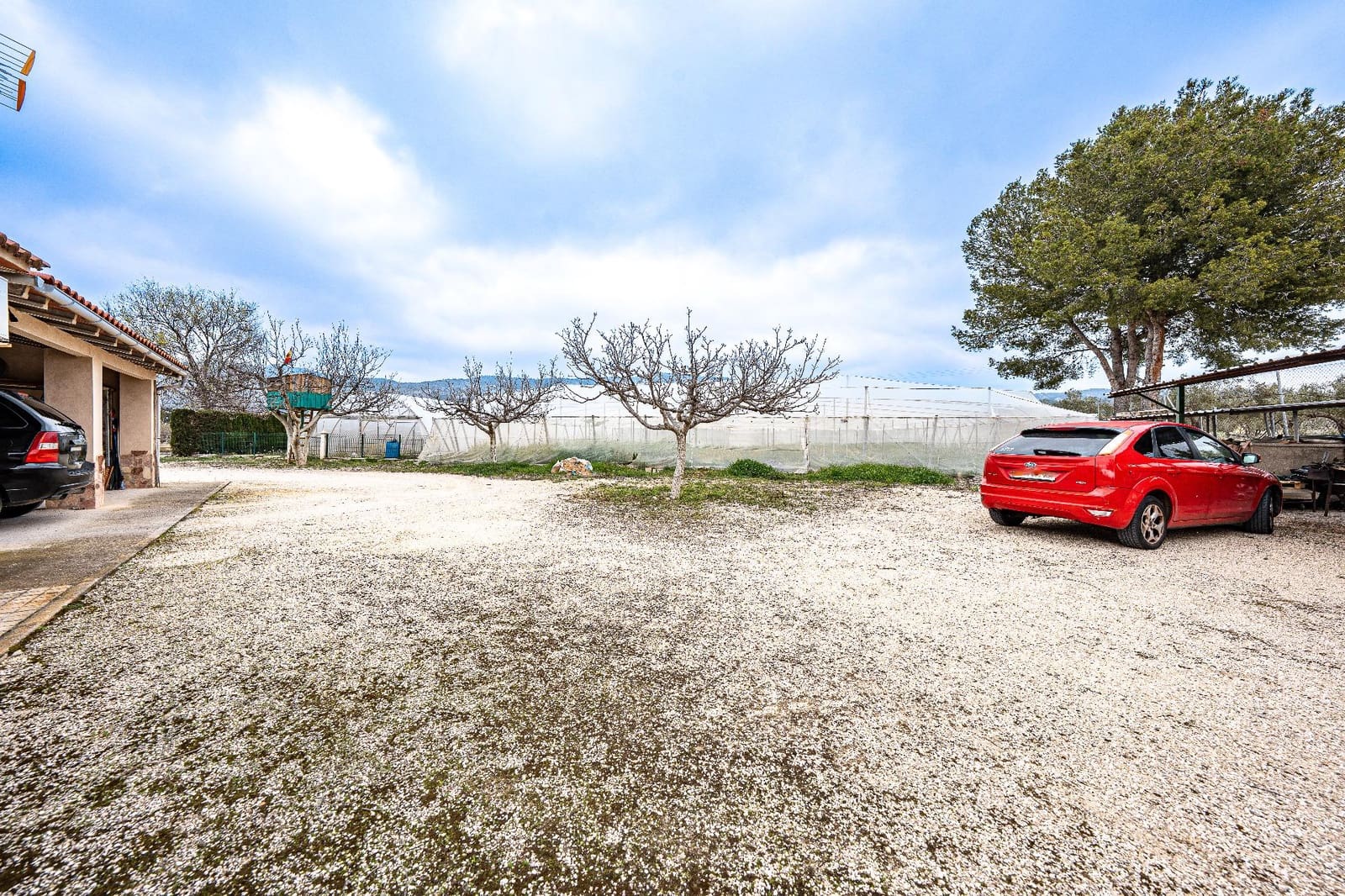 2 bedroom Finca/Country House for sale in Onil with pool garage - € 320,000 (Ref: 9714882)