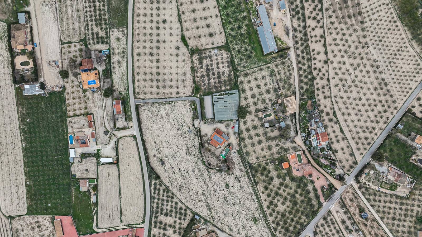 2 bedroom Finca/Country House for sale in Onil with pool garage - € 320,000 (Ref: 9714882)