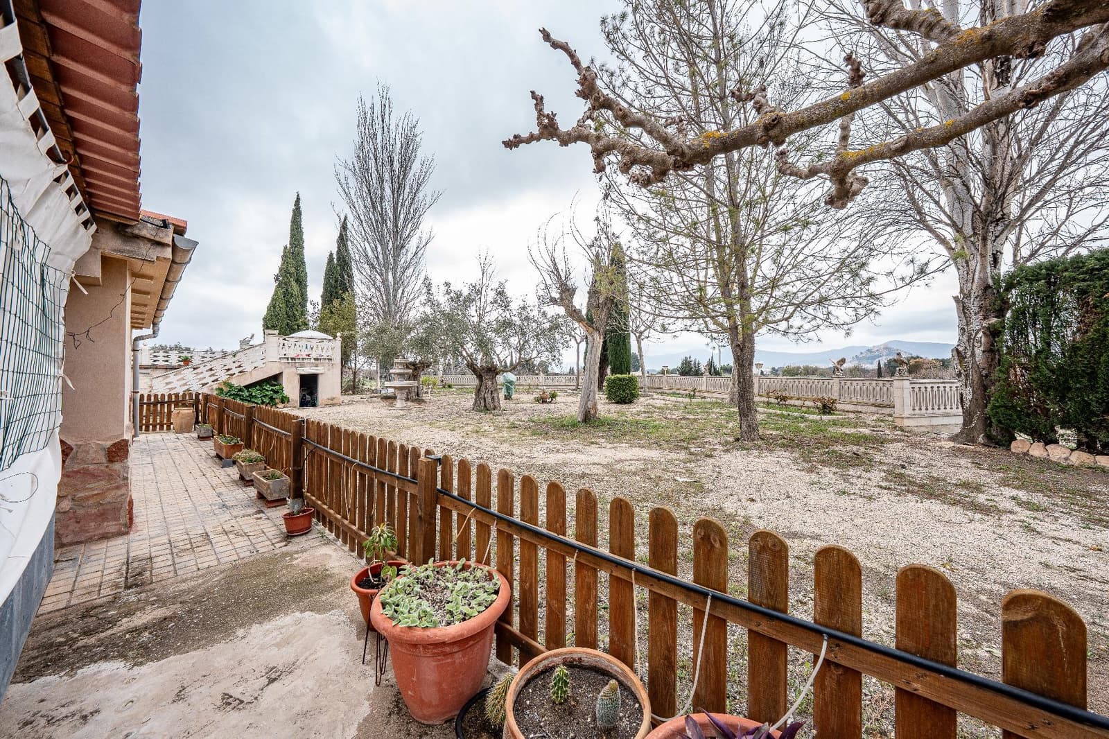 2 bedroom Finca/Country House for sale in Onil with pool garage - € 320,000 (Ref: 9714882)