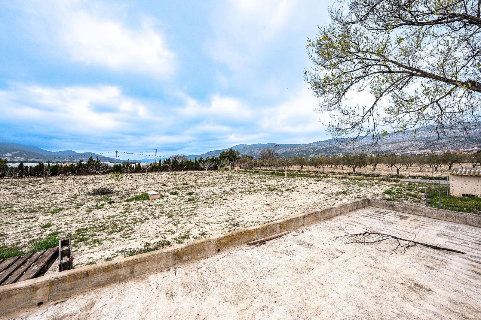 2 bedroom Finca/Country House for sale in Onil with pool garage - € 320,000 (Ref: 9714882)