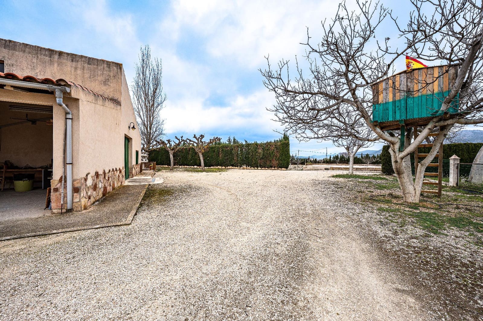 2 bedroom Finca/Country House for sale in Onil with pool garage - € 320,000 (Ref: 9714882)