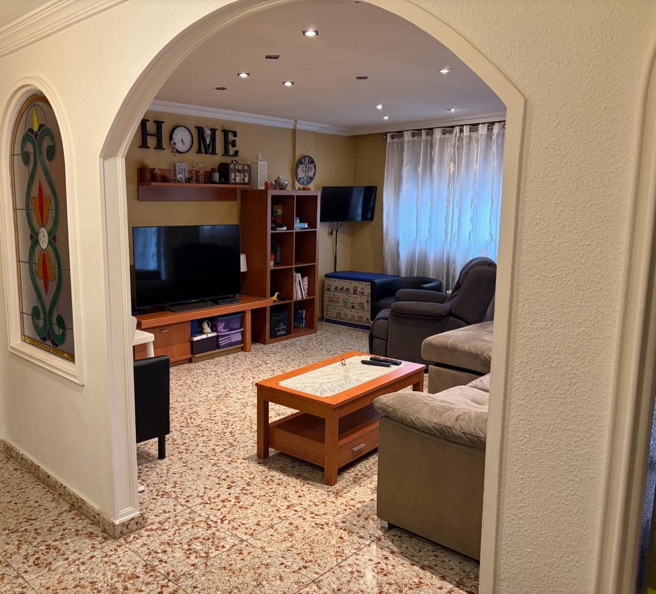 Appartement de 3 chambres à louer à Elche / Elx - 850 € (Ref: 9714883)