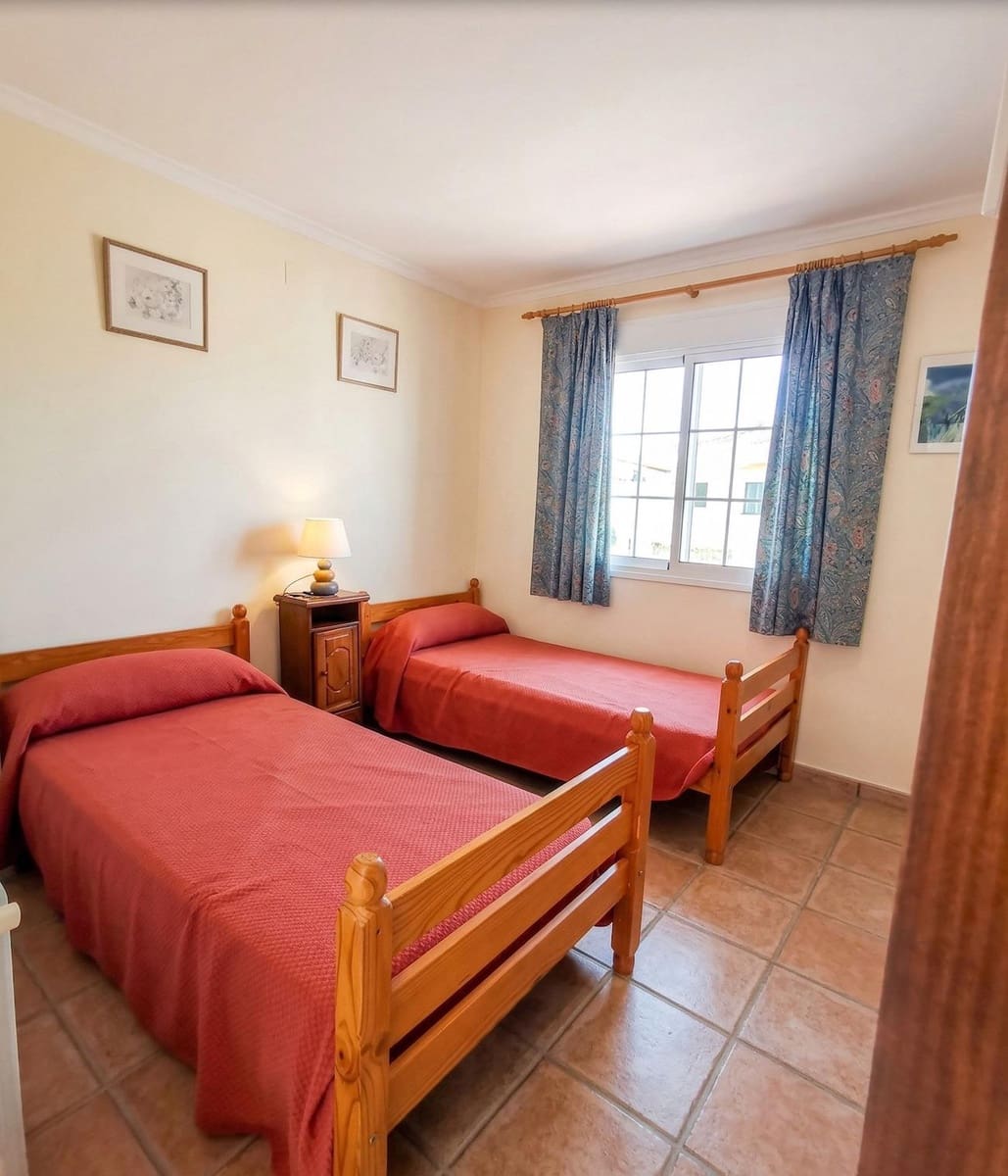 Villa/Maison de 3 chambres à louer à Javea / Xabia avec piscine garage - 2 750 € (Ref: 9714884)