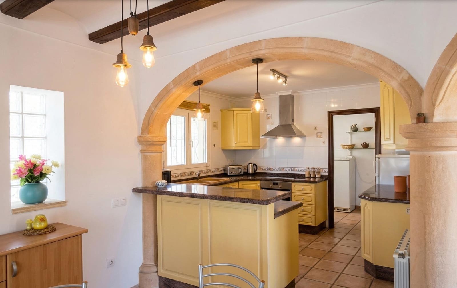 Villa/Maison de 3 chambres à louer à Javea / Xabia avec piscine garage - 2 750 € (Ref: 9714884)