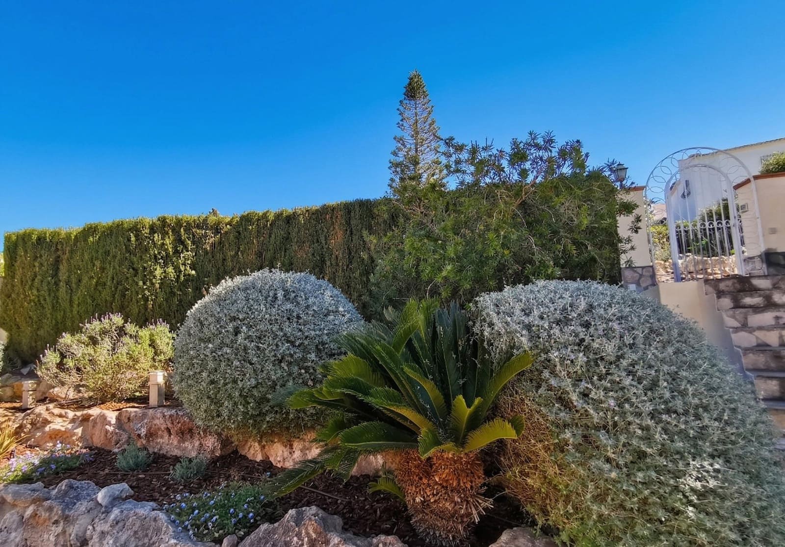 Villa/Maison de 3 chambres à louer à Javea / Xabia avec piscine garage - 2 750 € (Ref: 9714884)