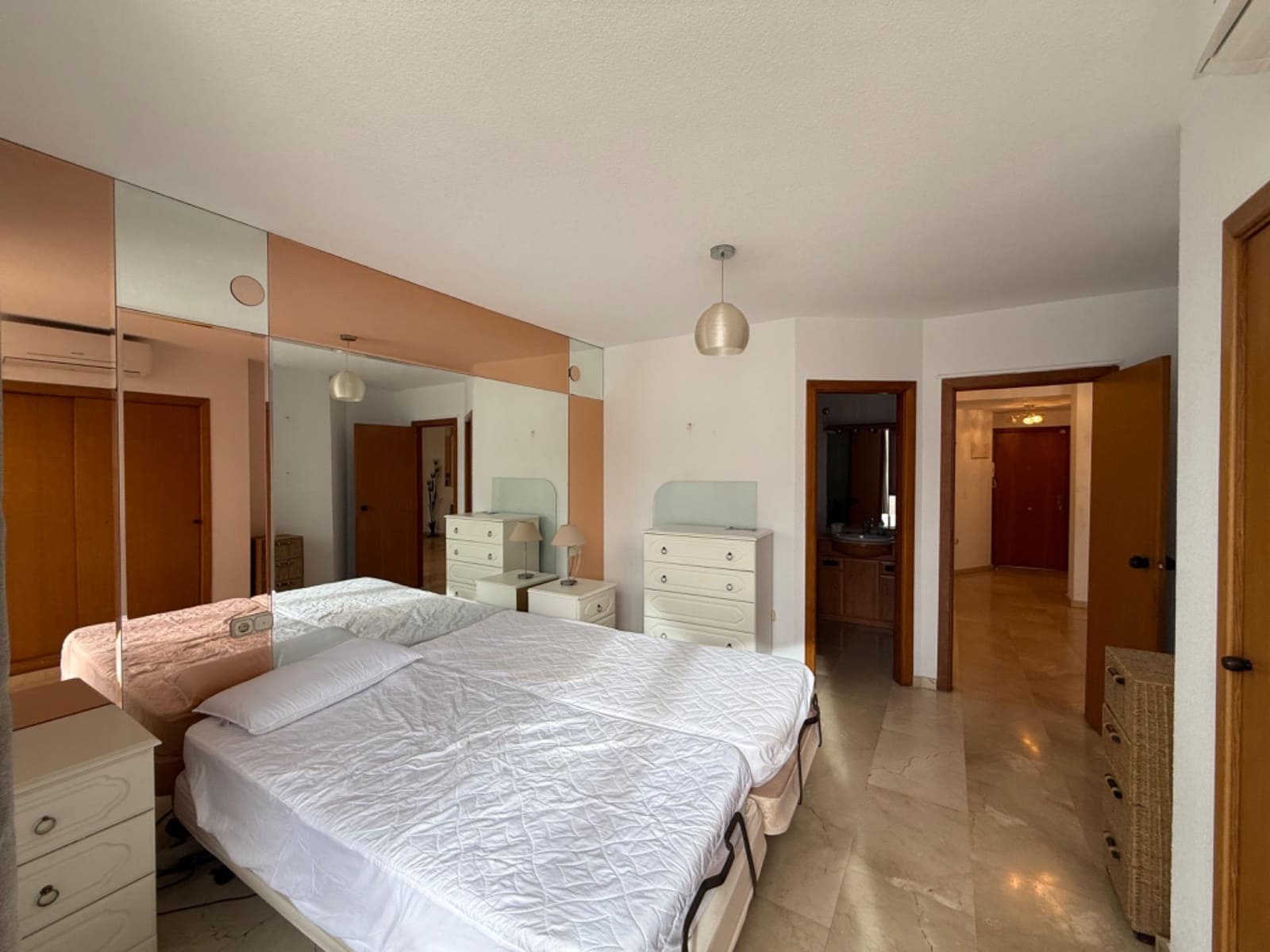 2 makuuhuone Huoneisto vuokrattavana paikassa Albir - 1 500 € (Ref: 9721634)