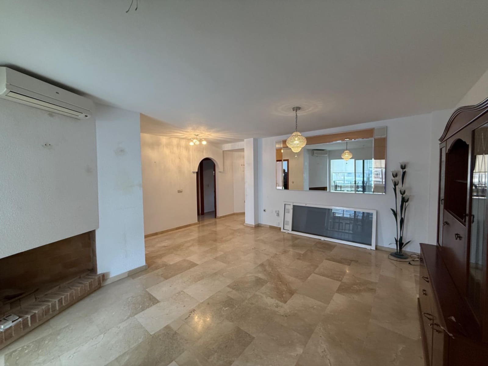 2 makuuhuone Huoneisto vuokrattavana paikassa Albir - 1 500 € (Ref: 9721634)