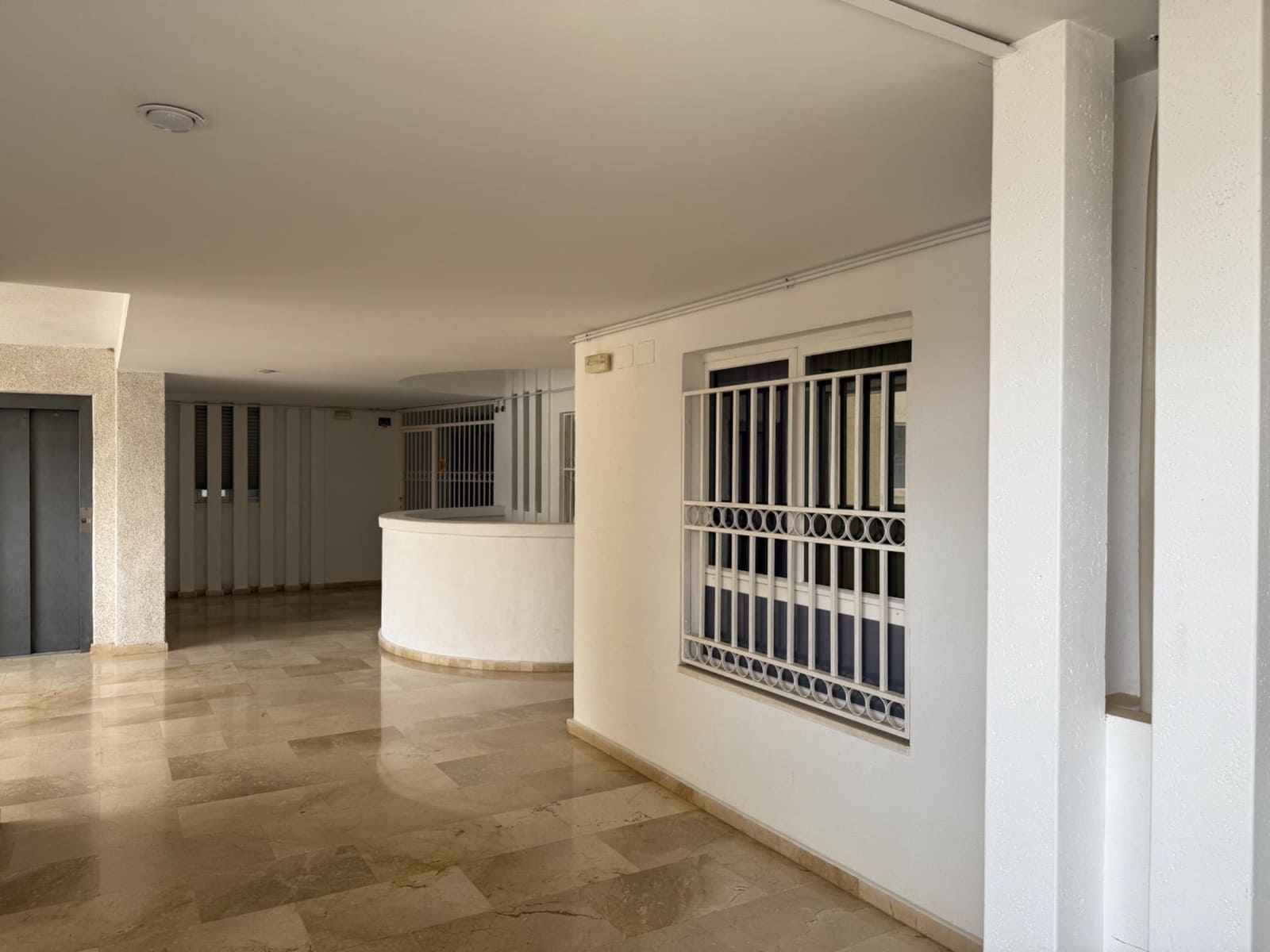 2 makuuhuone Huoneisto vuokrattavana paikassa Albir - 1 500 € (Ref: 9721634)