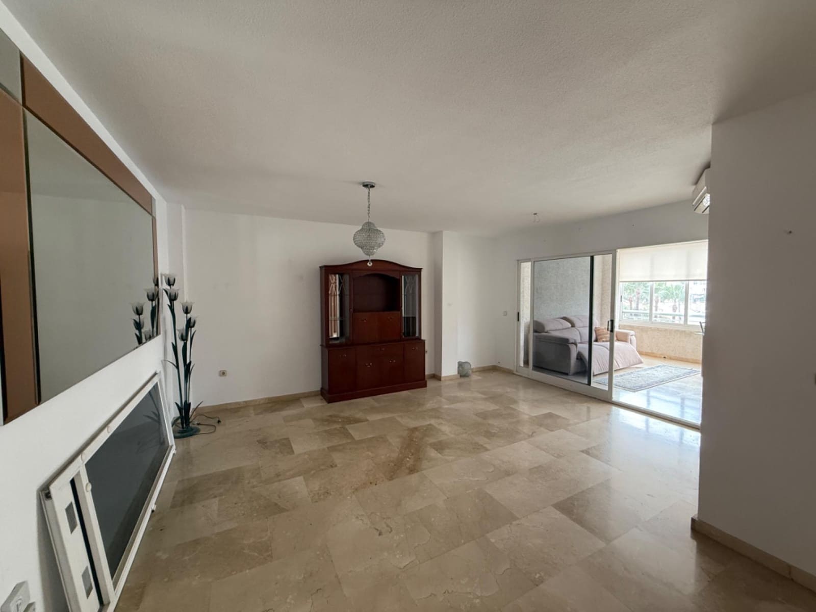 2 makuuhuone Huoneisto vuokrattavana paikassa Albir - 1 500 € (Ref: 9721634)