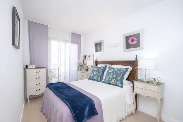 Piso de 3 habitaciones en Finestrat en venta con piscina - 525.000 € (Ref: 9721637)