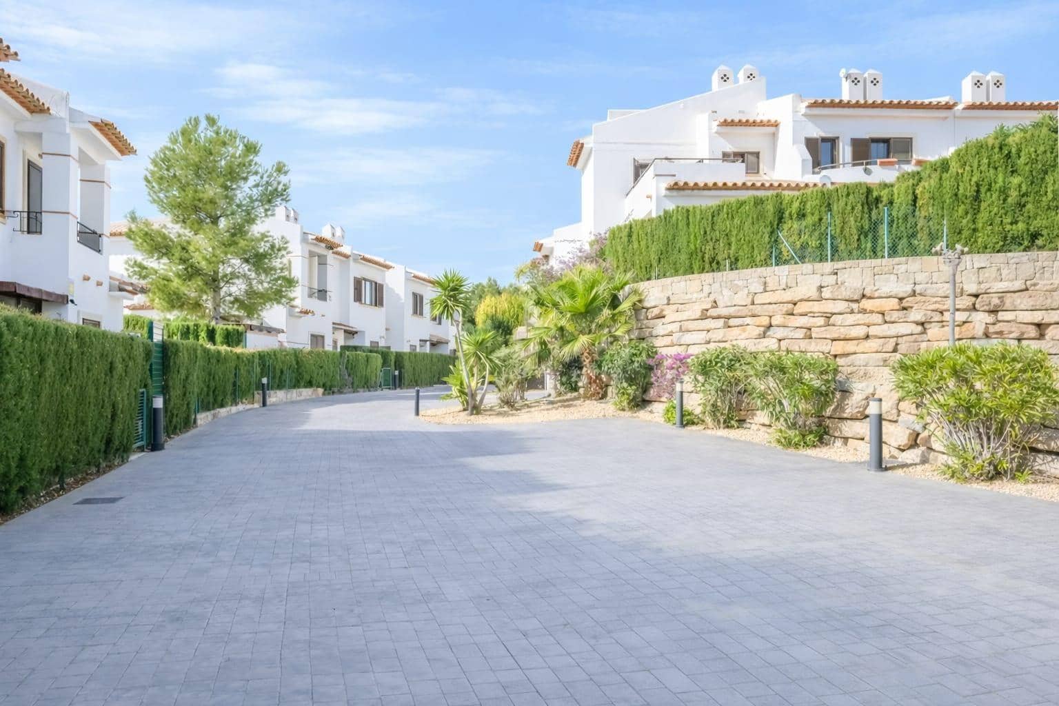 Piso de 3 habitaciones en Finestrat en venta con piscina - 525.000 € (Ref: 9721637)