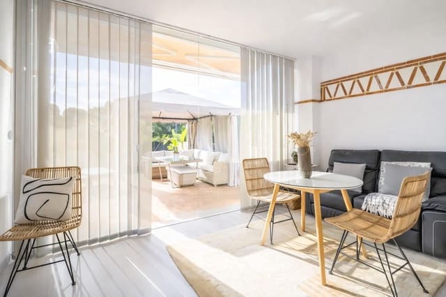 Piso de 3 habitaciones en Finestrat en venta con piscina - 525.000 € (Ref: 9721637)