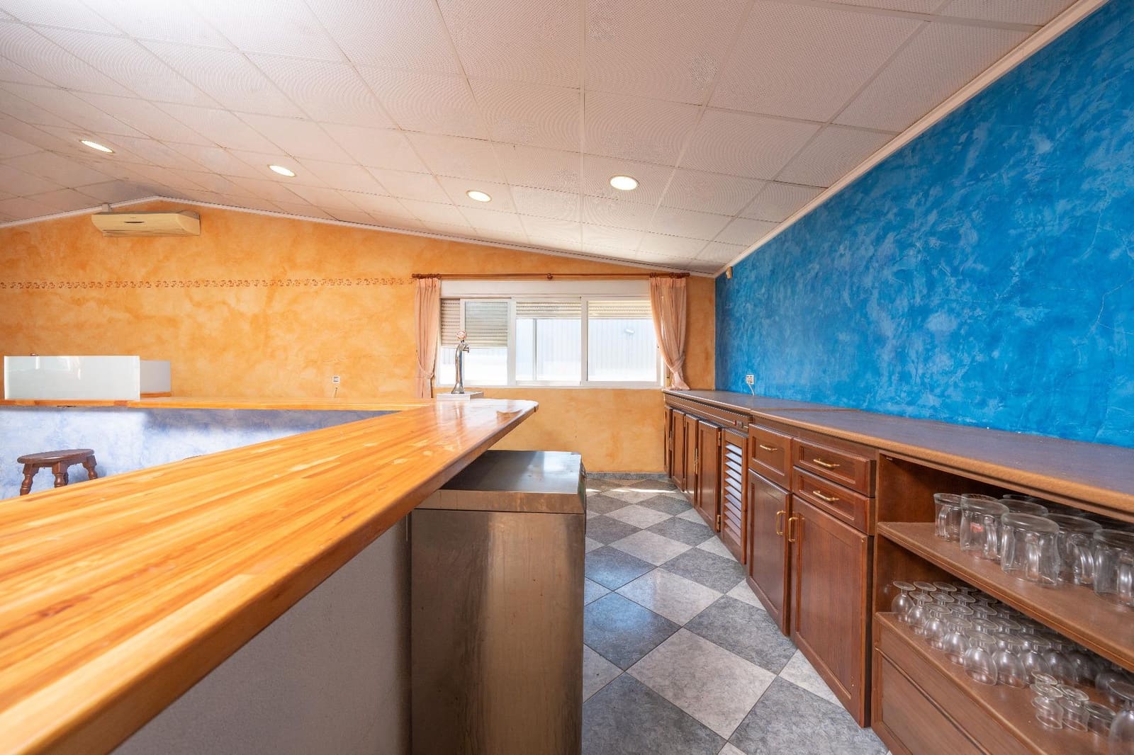 Negocio de 4 habitaciones en Palma de Gandía en venta - 500.000 € (Ref: 9721638)