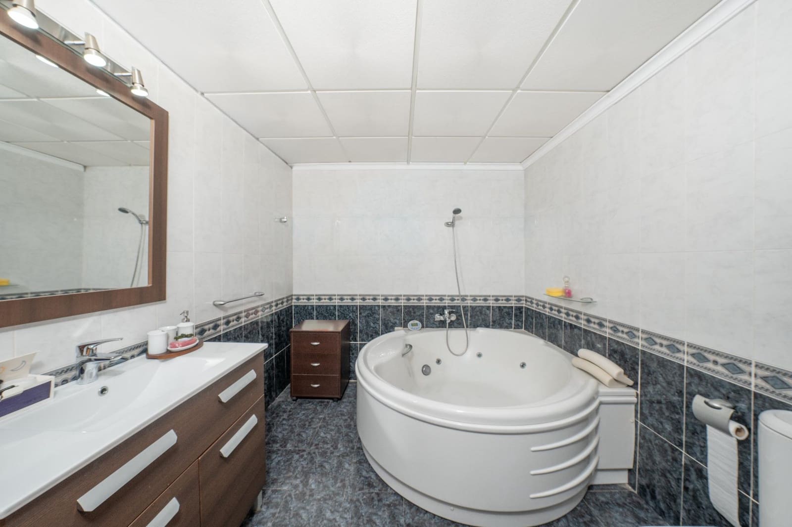 Negocio de 4 habitaciones en Palma de Gandía en venta - 500.000 € (Ref: 9721638)