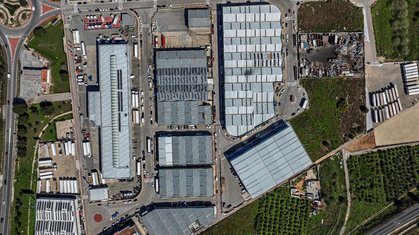 Negocio de 4 habitaciones en Palma de Gandía en venta - 500.000 € (Ref: 9721638)