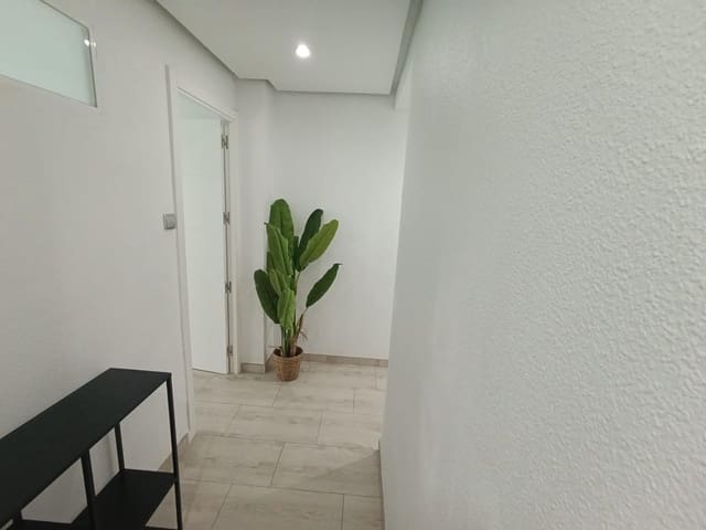 3 sovrum Lägenhet till salu i Elche / Elx - 158 000 € (Ref: 9732049)