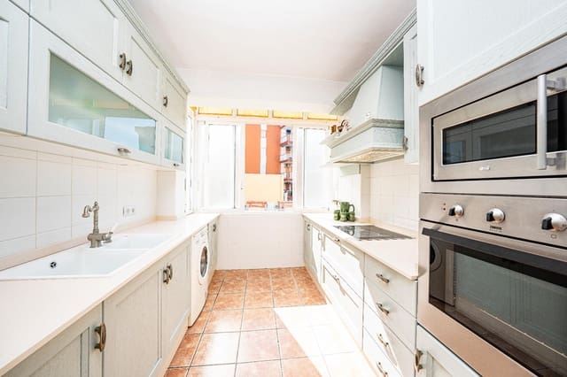 Apartamento de 3 habitaciones en Piles en venta con garaje - 150.000 € (Ref: 9732051)