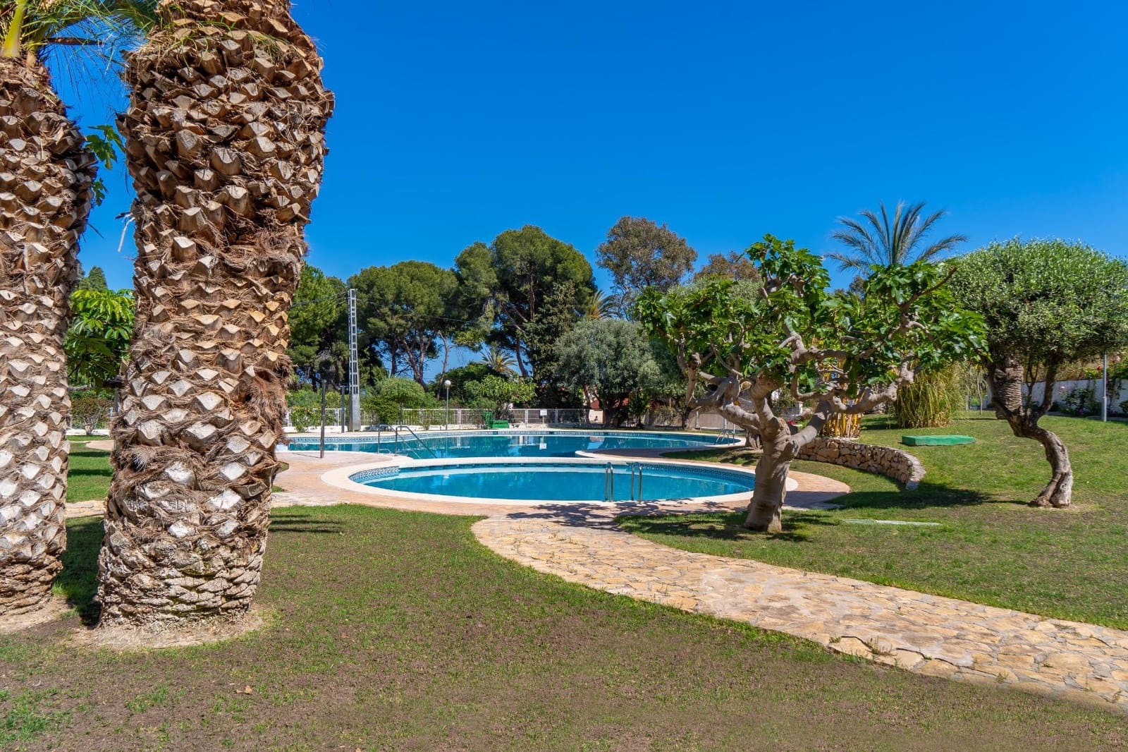 3 soveværelse Rækkehus til salg i La Villajoyosa / Vila Joiosa med swimmingpool - € 377.000 (Ref: 9735537)