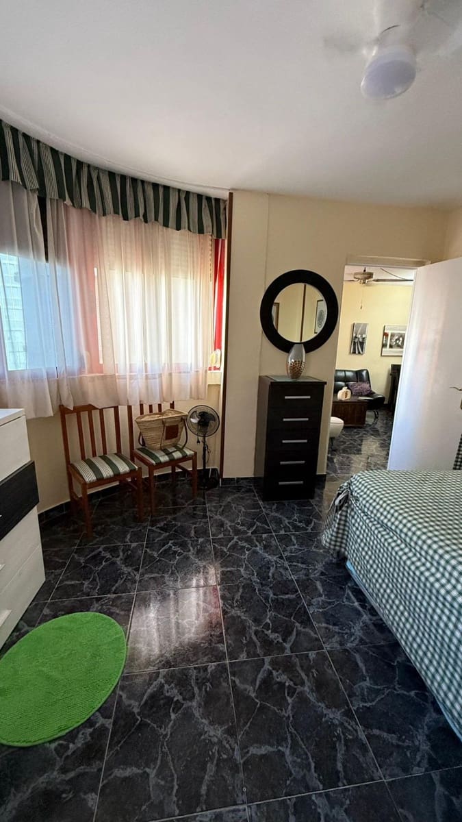 2 bedroom Apartment for sale in Benidorm with garage - € 189,000 (Ref: 9735539)