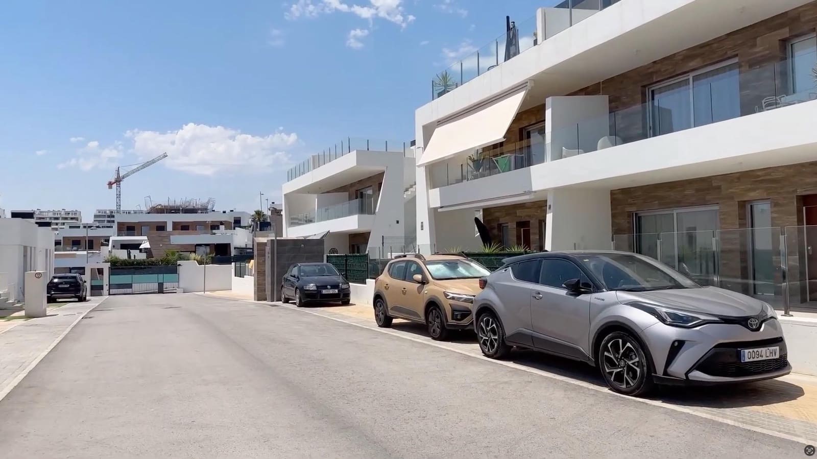 2 soveværelse Penthouse til leje i Finestrat med swimmingpool garage - € 1.690 (Ref: 9735541)