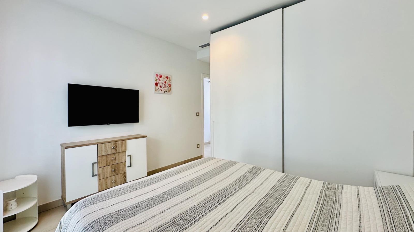 2 soveværelse Penthouse til leje i Finestrat med swimmingpool garage - € 1.690 (Ref: 9735541)