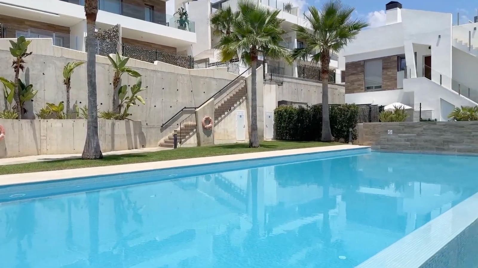 2 soveværelse Penthouse til leje i Finestrat med swimmingpool garage - € 1.690 (Ref: 9735541)