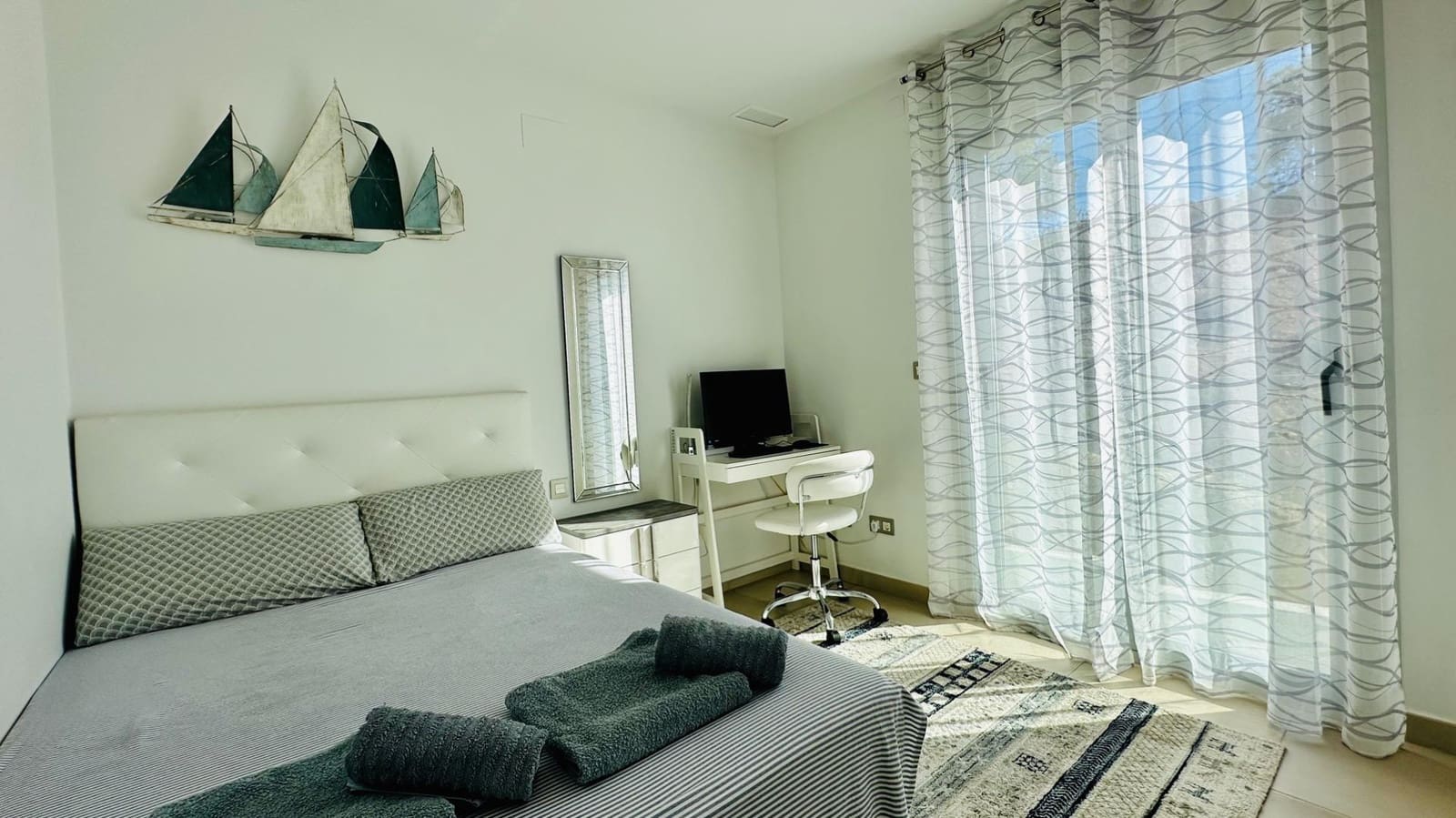 2 soveværelse Penthouse til leje i Finestrat med swimmingpool garage - € 1.690 (Ref: 9735541)