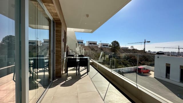 Penthouse de 2 chambres à louer à Balcón de Finestrat - Terra Marina, Finestrat avec piscine garage - 1 690 € (Ref: 9735541)