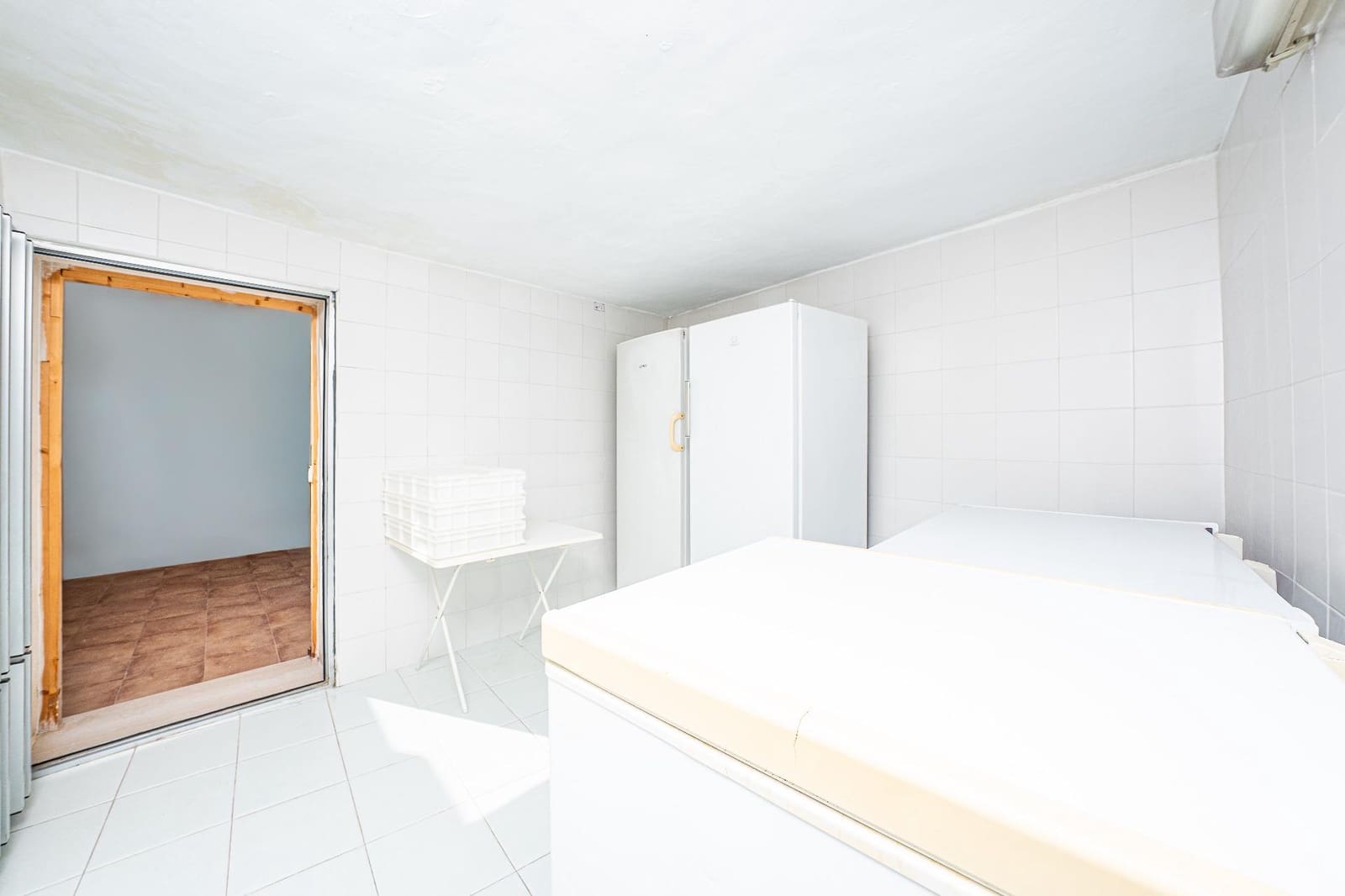 2 bedroom Commercial for sale in La Villajoyosa / Vila Joiosa - € 299,000 (Ref: 9735542)