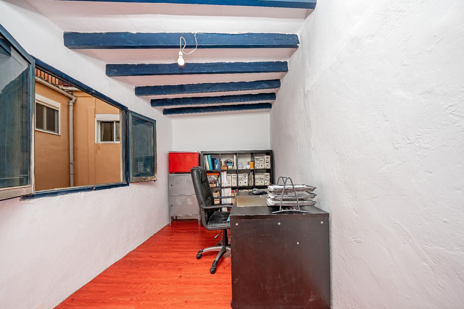 2 bedroom Commercial for sale in La Villajoyosa / Vila Joiosa - € 299,000 (Ref: 9735542)