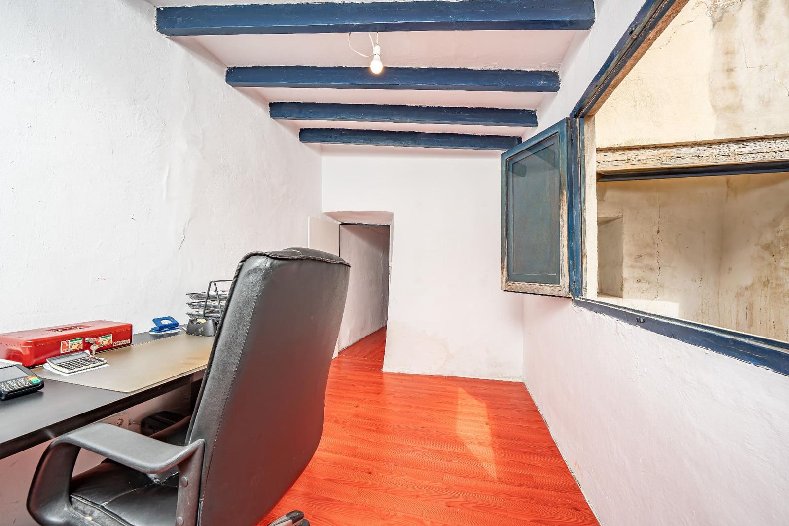 2 bedroom Commercial for sale in La Villajoyosa / Vila Joiosa - € 299,000 (Ref: 9735542)