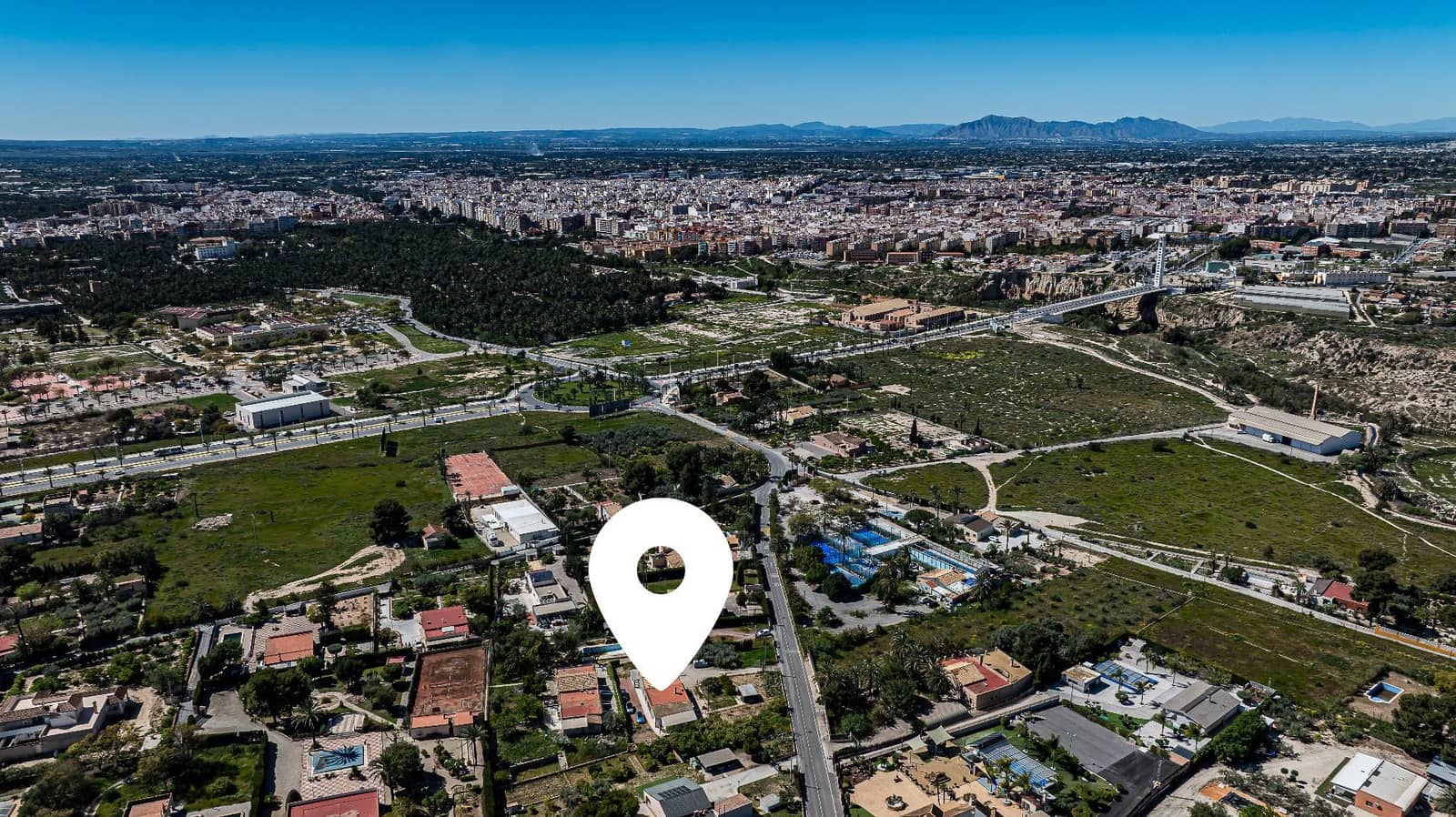 6 soveværelse Villa til salg i Elche / Elx - € 380.000 (Ref: 9738494)