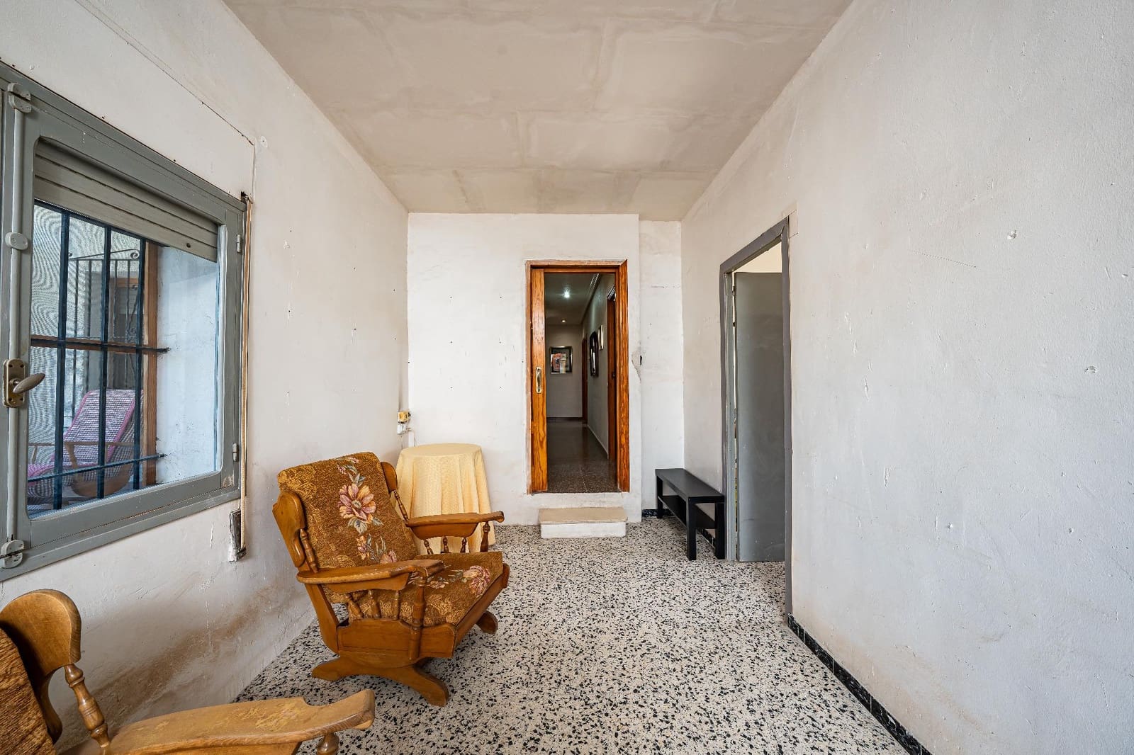 6 bedroom Villa for sale in Elche / Elx - € 380,000 (Ref: 9738494)