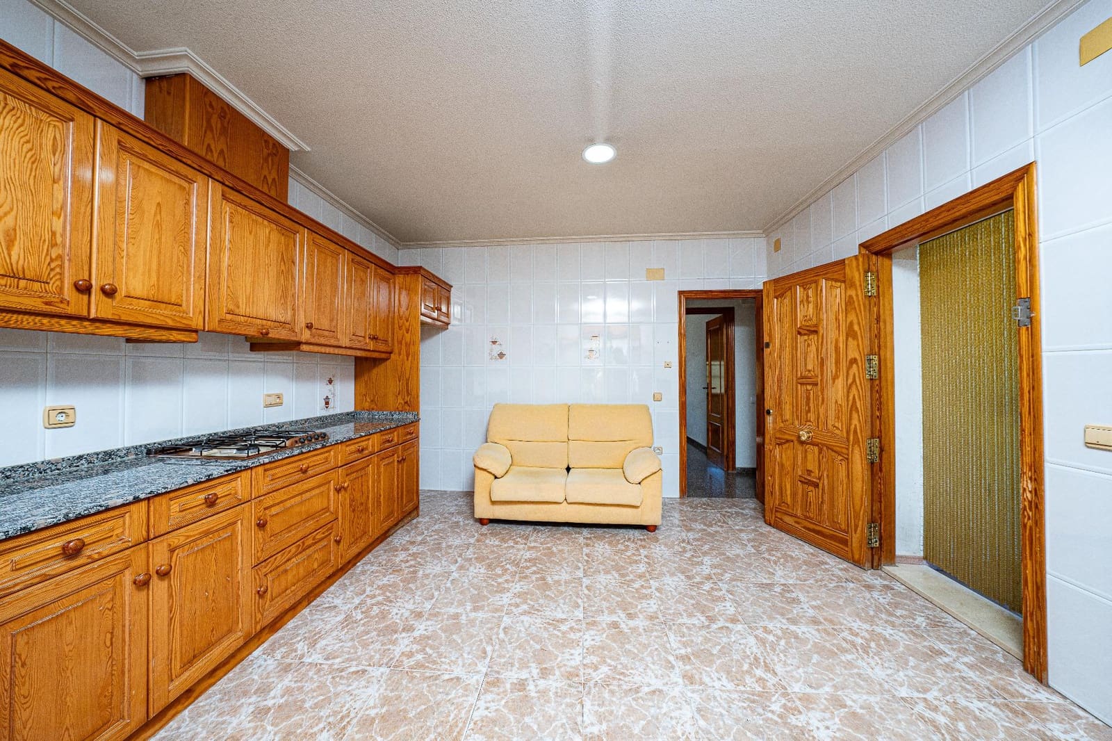 6 bedroom Villa for sale in Elche / Elx - € 380,000 (Ref: 9738494)