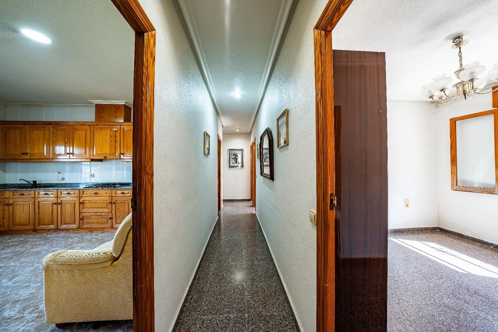 6 bedroom Villa for sale in Elche / Elx - € 380,000 (Ref: 9738494)