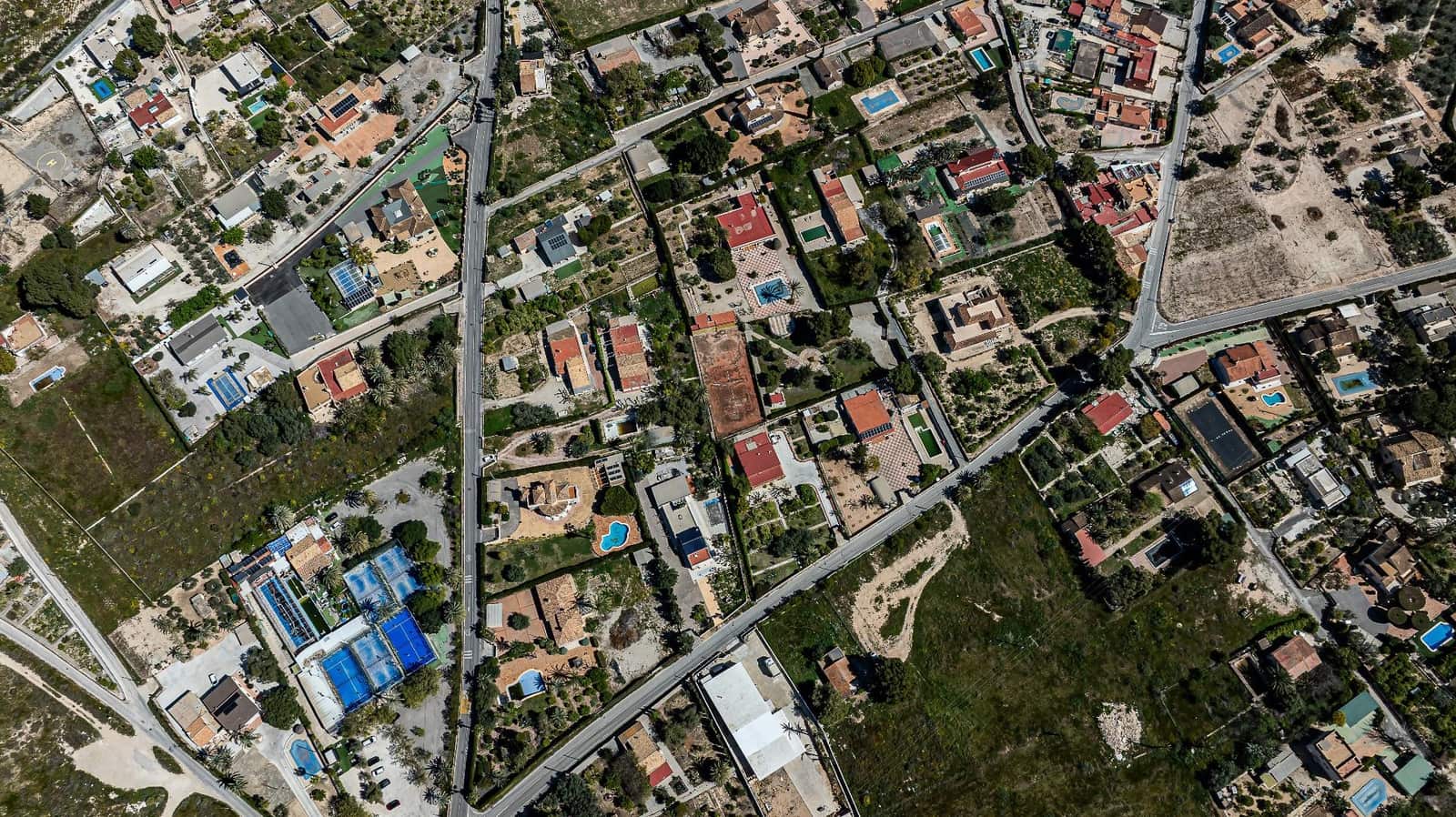 6 bedroom Villa for sale in Elche / Elx - € 380,000 (Ref: 9738494)