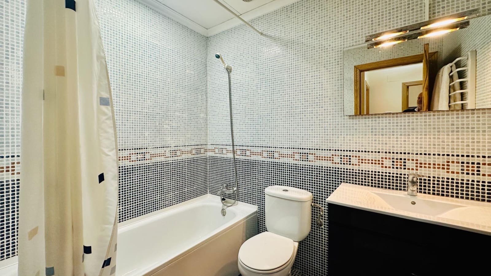 3 bedroom Semi-detached Villa for rent in La Nucia with pool - € 2,300 (Ref: 9747016)