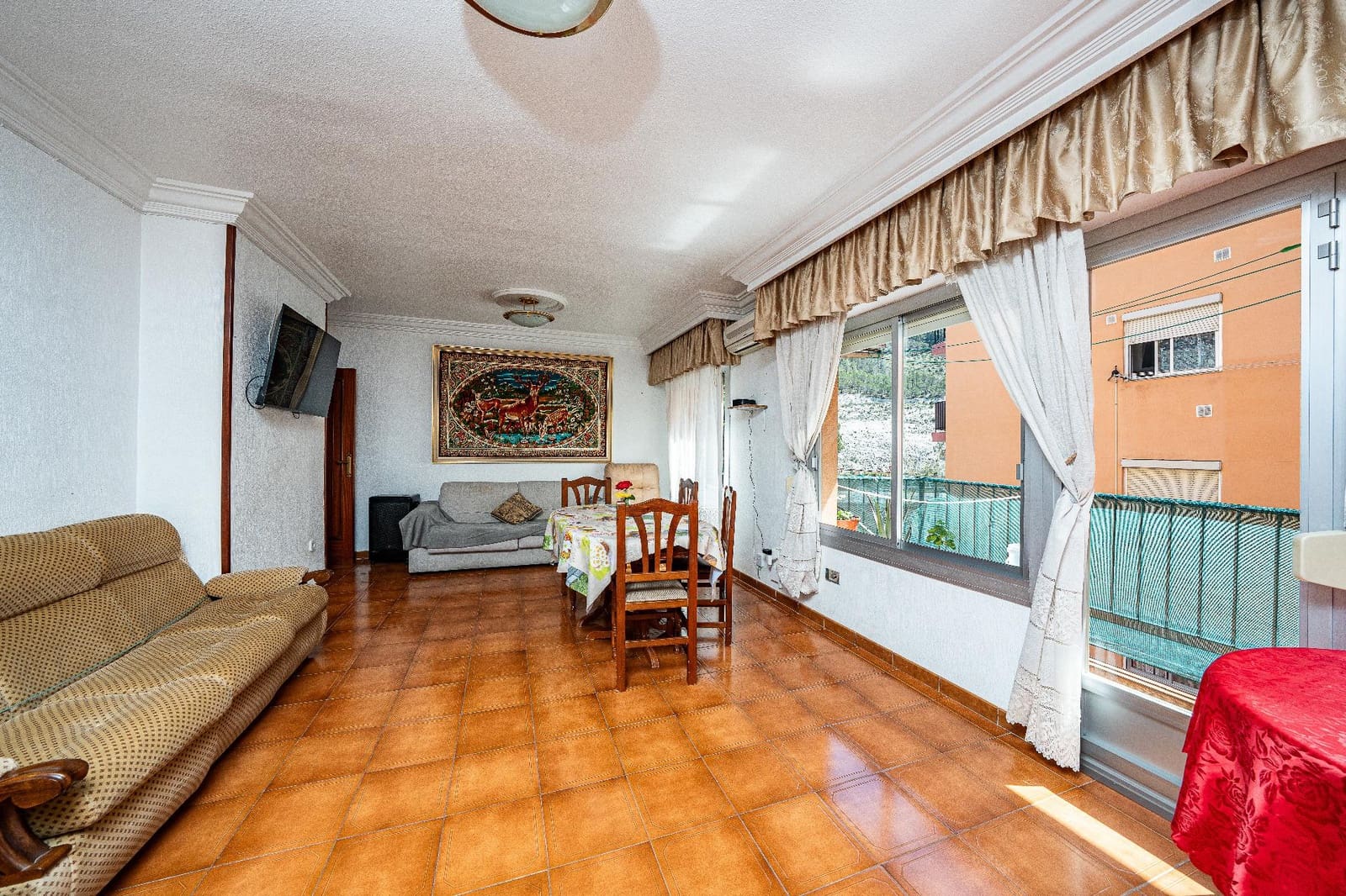 Piso de 3 habitaciones en Jijona / Xixona en venta - 87.000 € (Ref: 9770604)