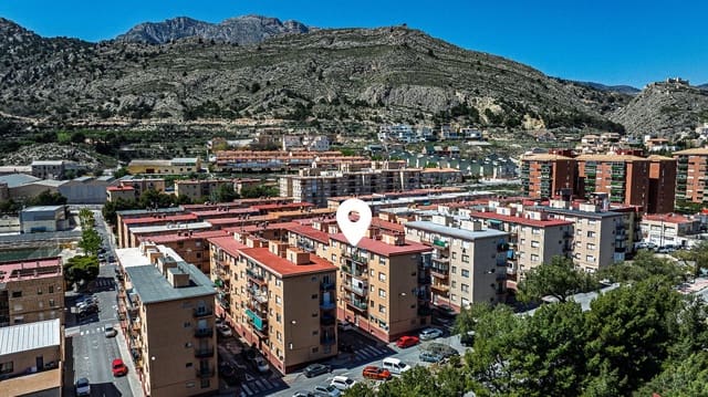 Piso de 3 habitaciones en Jijona / Xixona en venta - 87.000 € (Ref: 9770604)