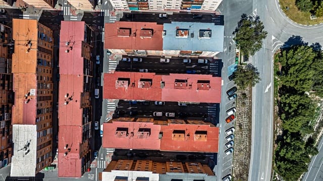 Piso de 3 habitaciones en Jijona / Xixona en venta - 87.000 € (Ref: 9770604)