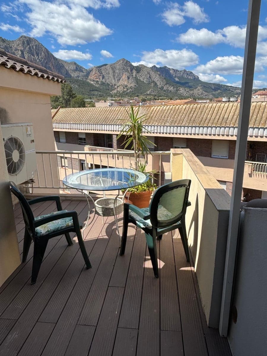 3 makuuhuone Kattohuoneisto myytävänä paikassa Polop - 295 500 € (Ref: 9773006)