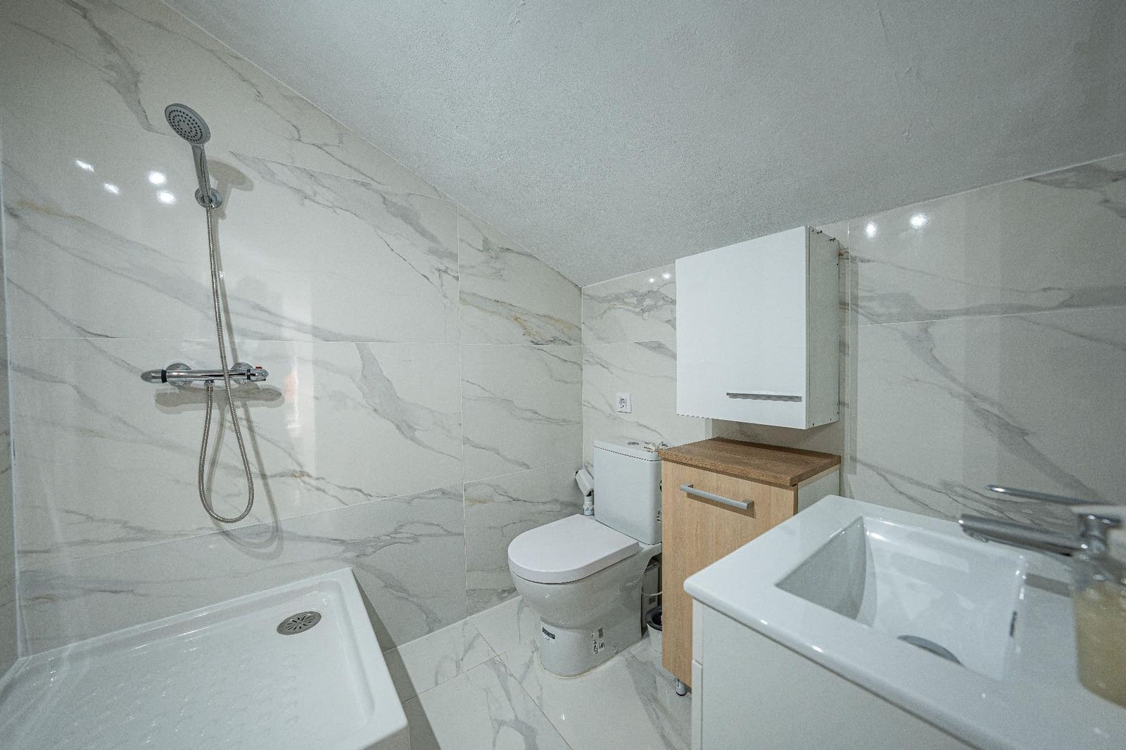 Ático de 3 habitaciones en Polop en venta - 295.000 € (Ref: 9773006)