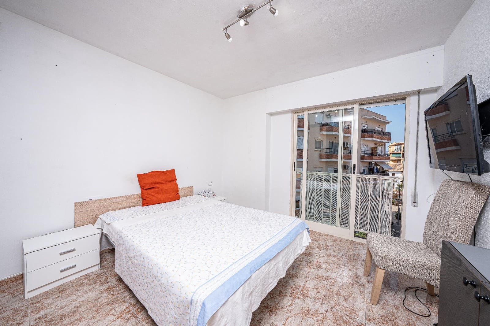 Ático de 3 habitaciones en Polop en venta - 295.000 € (Ref: 9773006)
